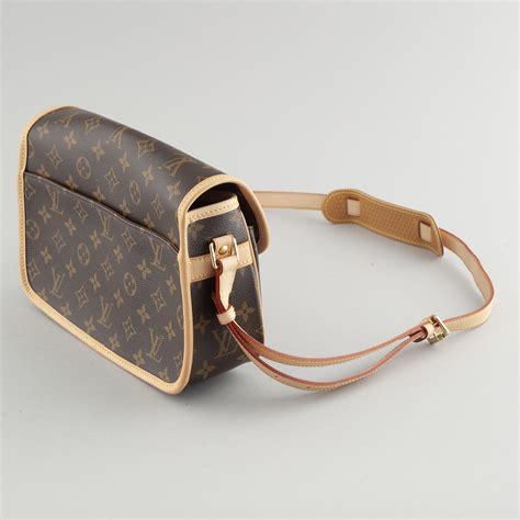 louis vuitton crossbody bag with pouch